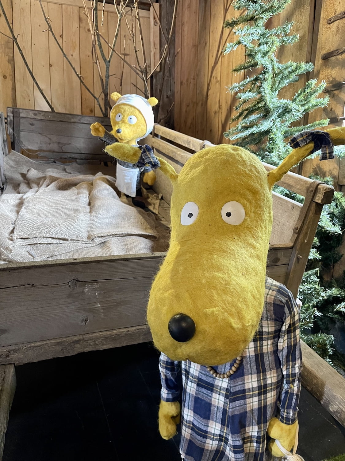 Håkansbölen kartano: Koiramäen kartanolla -näyttely 7.5.-11.9.2022