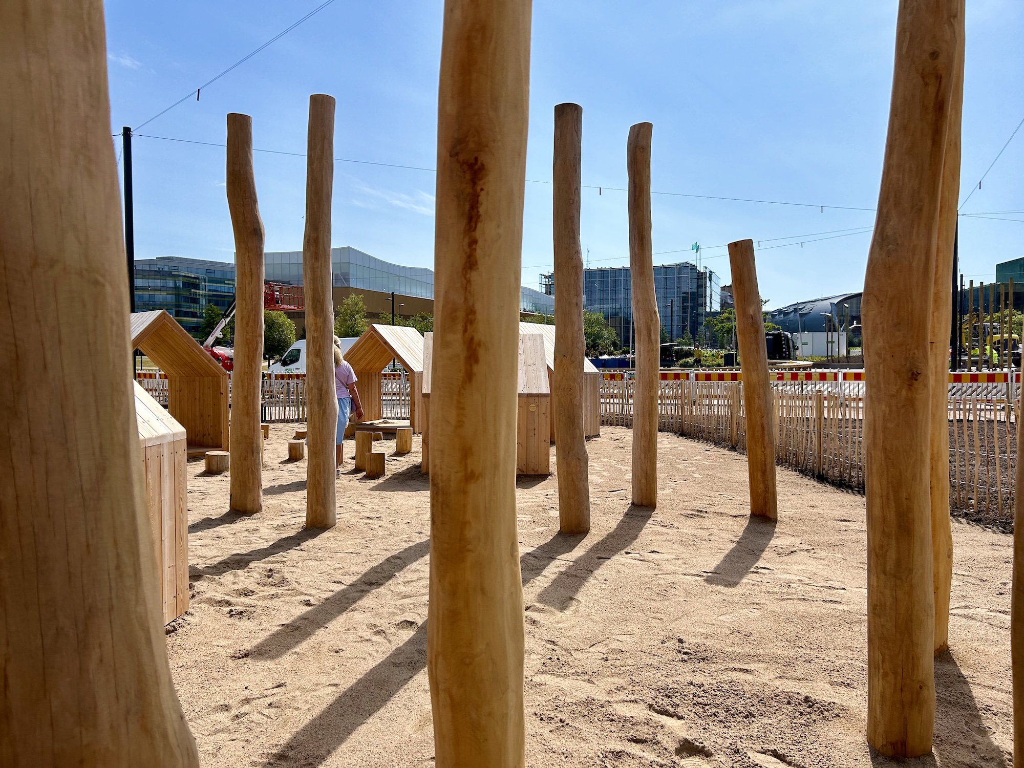 Töölönlahden kesäpuiston leikkipaikka